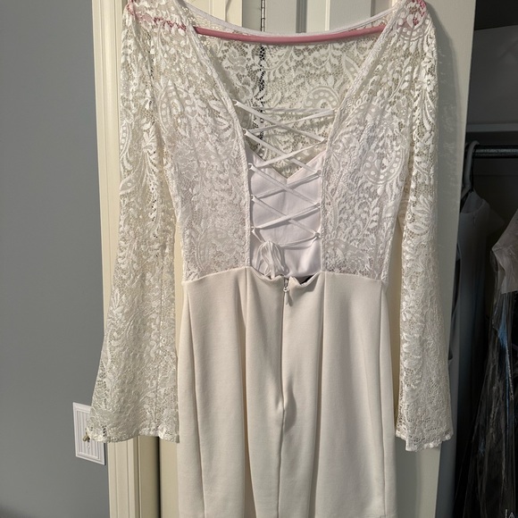 BEBE White lace dress - Picture 2 of 5